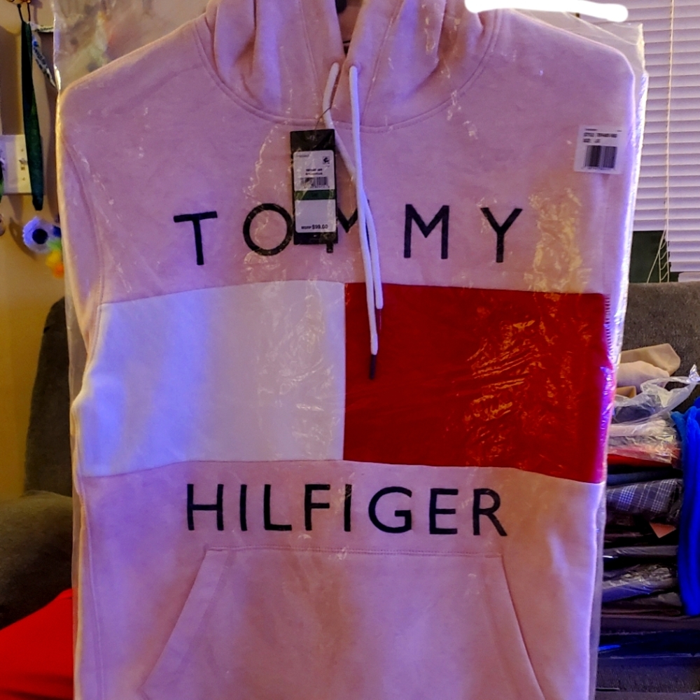 Brand new beautiful pink Tommy Hilfiger hoodie